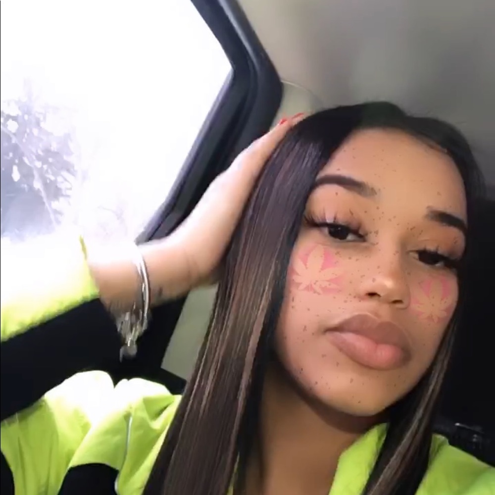 Meet your Posher, Mckenzie